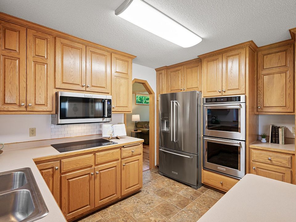 Home Skill『B-Level』 13975 Jessica Dr, Rogers, MN 55374 | Zillow