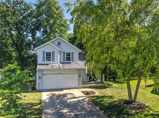 1561 Driftwood Ct, Amelia, OH 45102
