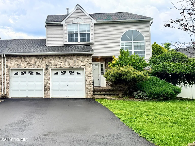 35 Woodpecker Way — Photo 32