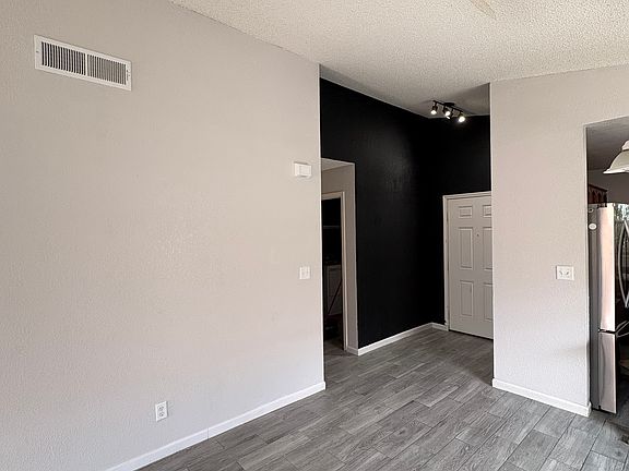 4th image of 14231 Poets Rock Ln