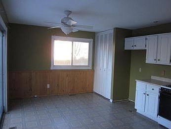 2nd image of 146 Heathgate Rd