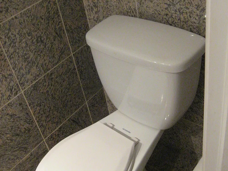 1st floor half bathroom