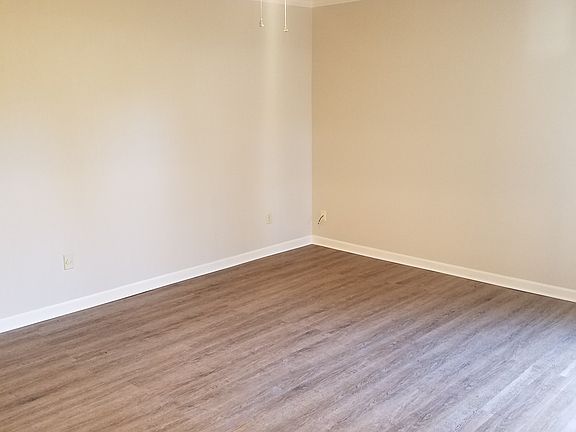 4th image of 7176 N Germanwood Ct