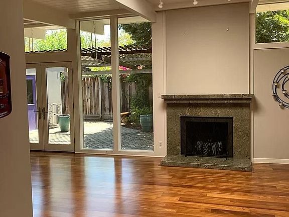 5th image of 756 Alester Ave