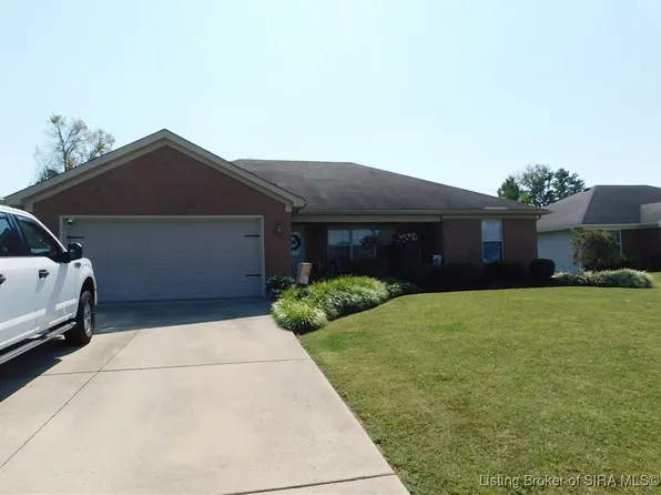 11907 Perry Crossing Parkway, Sellersburg, IN 47172