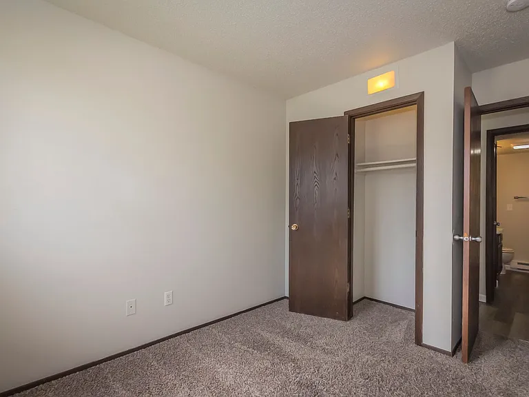 Perry Pointe Place — Photo 8