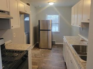 23671 Hartland Rd, Euclid, OH 44123