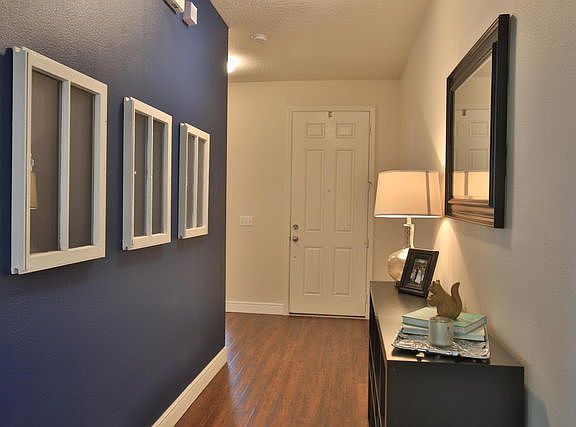 2nd image of 75 Levee Ln