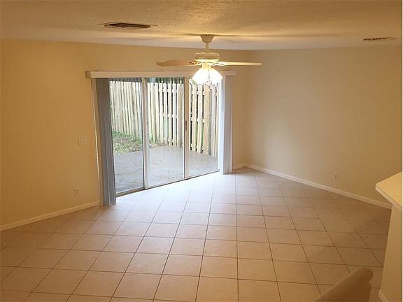 5th image of 774 NW 42nd Pl