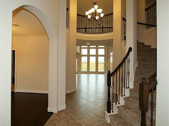 3rd image of 28622 Brownwood Lake Dr
