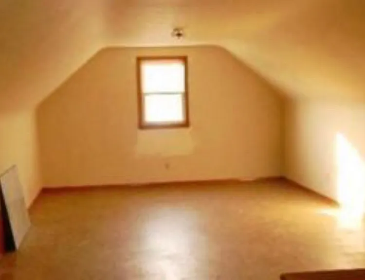 322 Hyde Ave — Photo 3