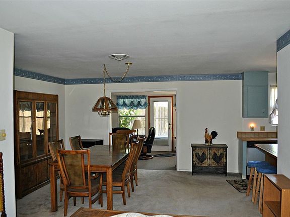 3rd image of 7 Del Norte Dr