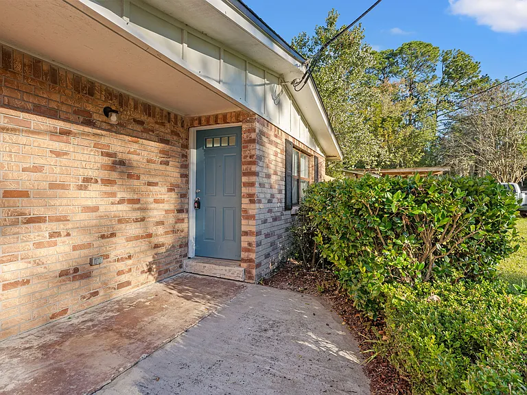 10172 Melanie Ave — Photo 4