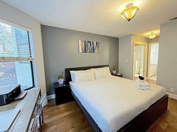 5th image of 80 Jennings Ct