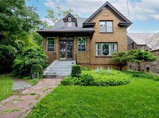 151 Edgehill Rd, Syracuse, NY 13224