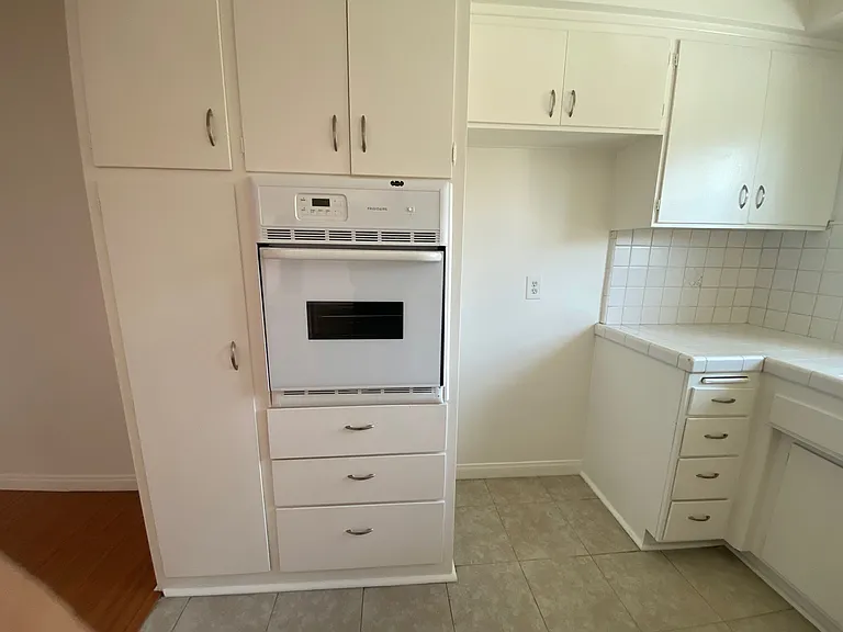 309 Cornell Dr #L — Photo 4