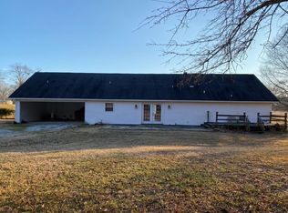 120A Lovely Ln, Tupelo, MS 38804