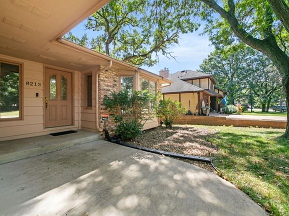 3rd image of 8213 Pleasant View Ct
