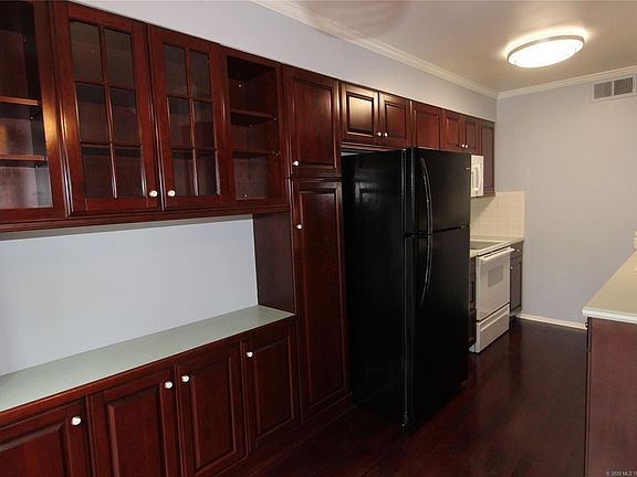 5th image of 4680 E 68th St Unit 270