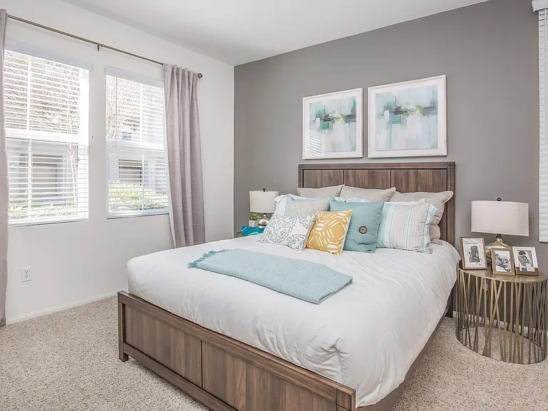 Laurel Vista Apartment Homes — Photo 23