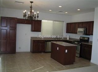 10637 Tuckermans Ave, Las Vegas, NV 89129