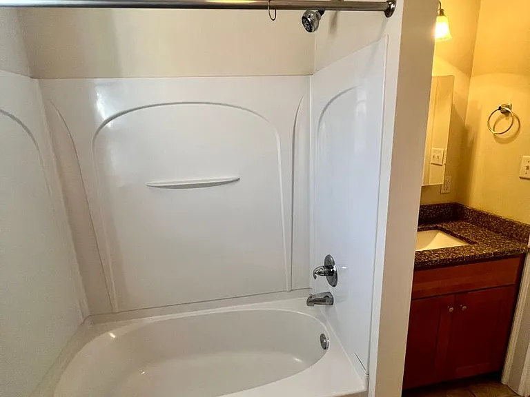 3309 W Grace Street — Photo 10