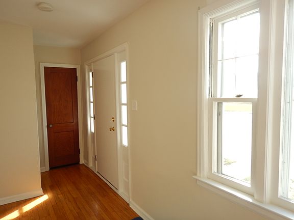 front door, foyer & closet