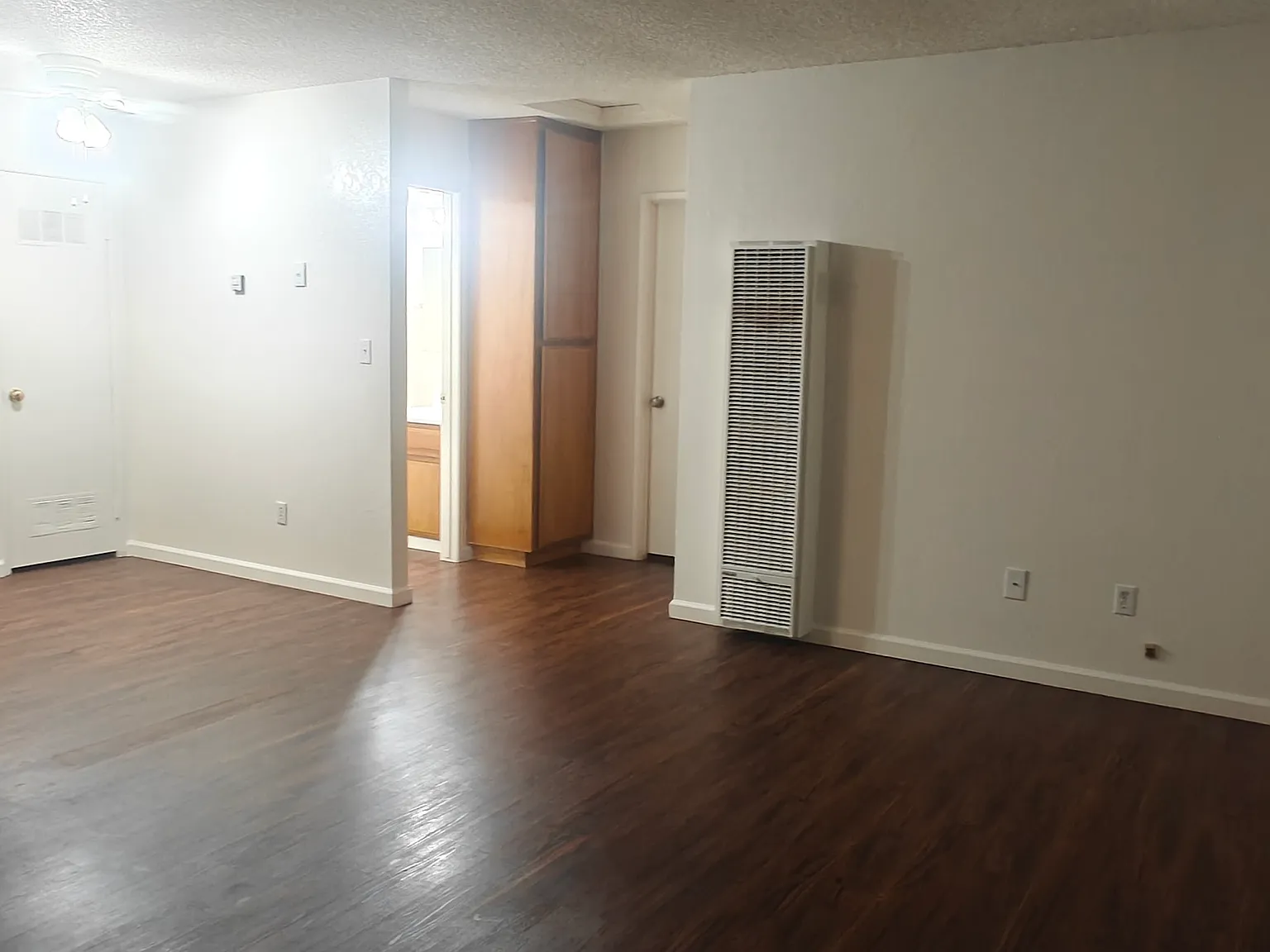 2 bed, 850 sqft, $1,450 — Photo 3