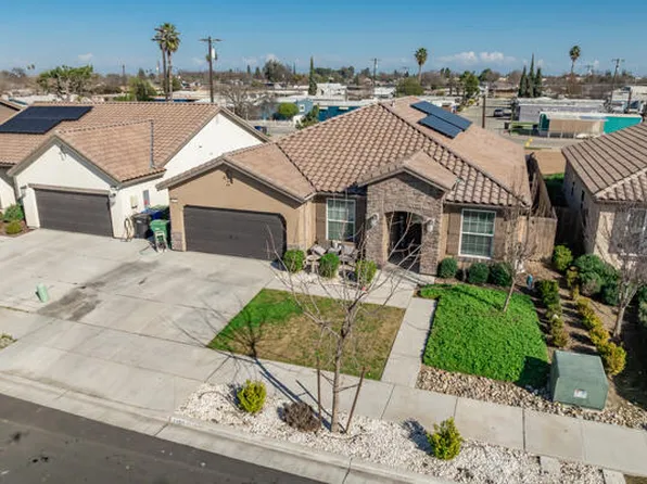 1150 Fire Fall Avenue, Lemoore, CA 93245