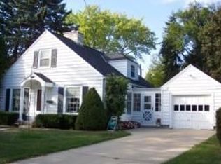 1108 Maple St, Grafton, WI 53024