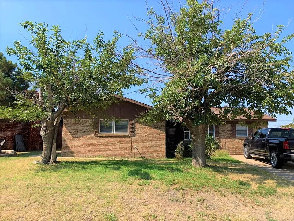 405 N Edgewood Dr