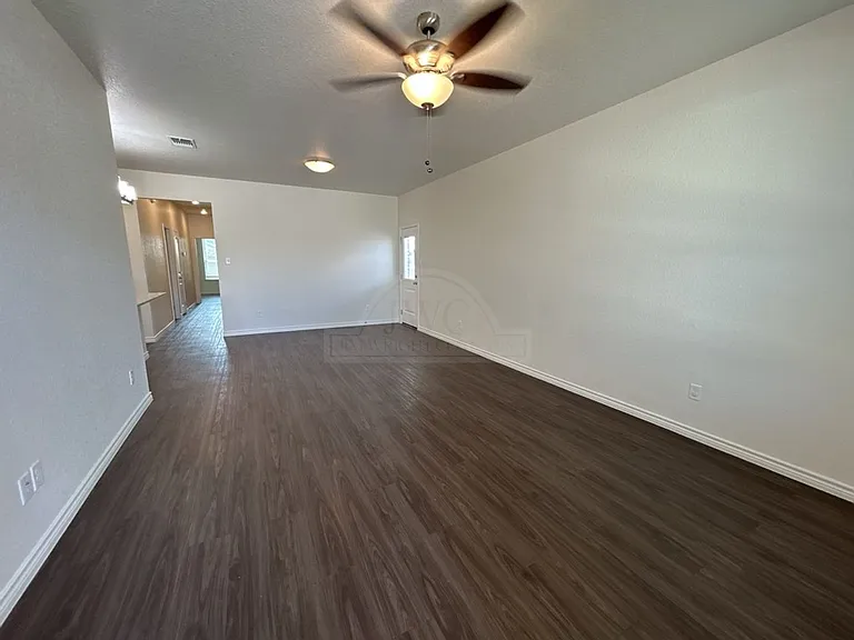 5110 Rose Garden Loop — Photo 2