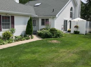 6696 Hidden Lake Trl, Brecksville, OH 44141