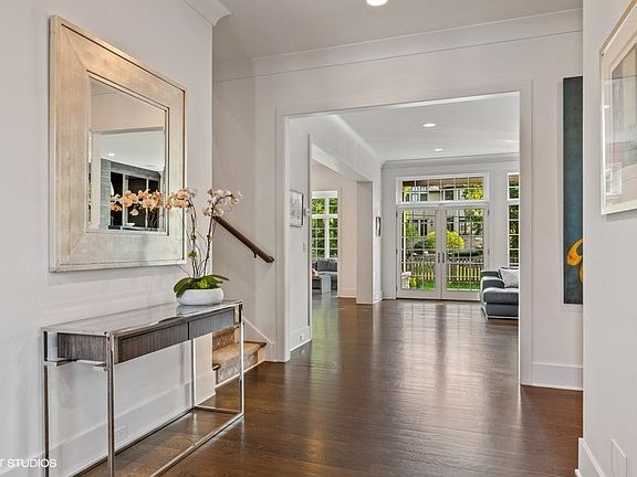 4th image of 1531 Oakwood Pl