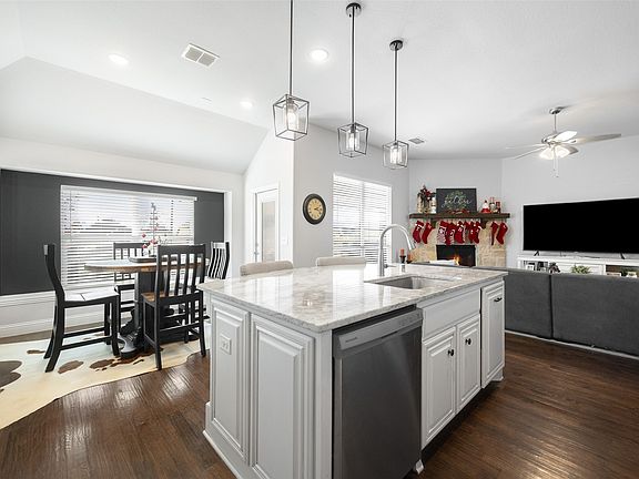 5th image of 1802 Emerald Vista Blvd