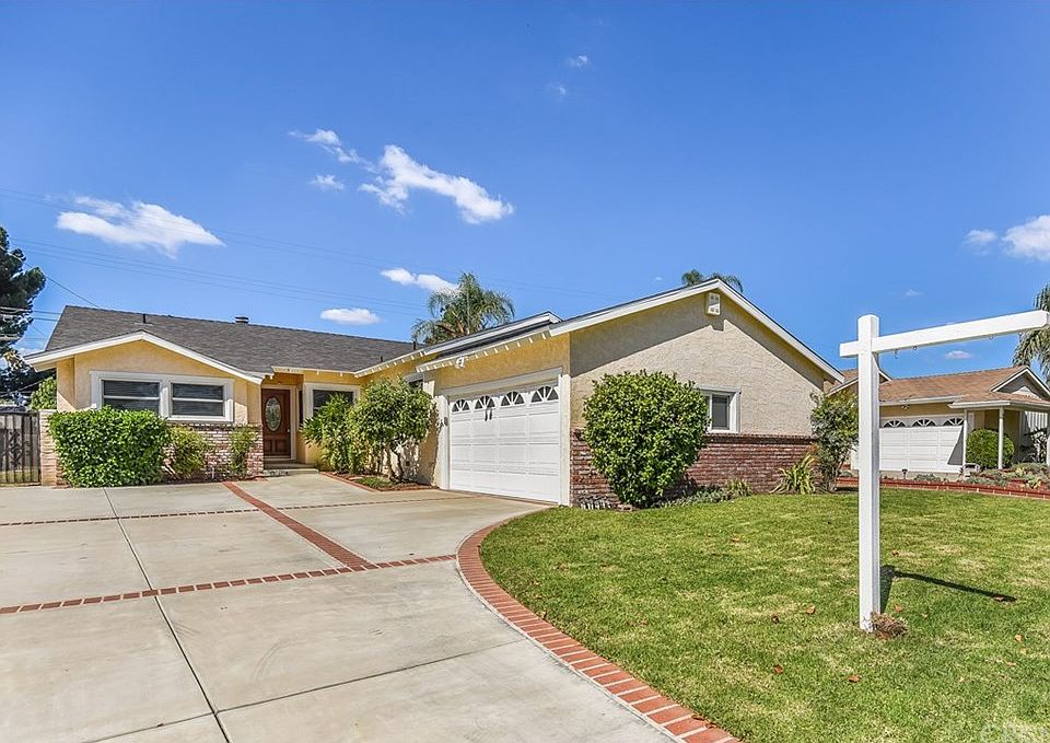 1st image of 9341 Rubio Ave
