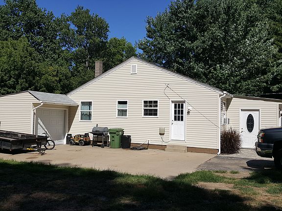 4th image of 36001 Woodland Dr