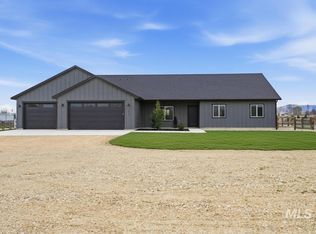 6617 Red Rock Rd, Marsing, ID 83639