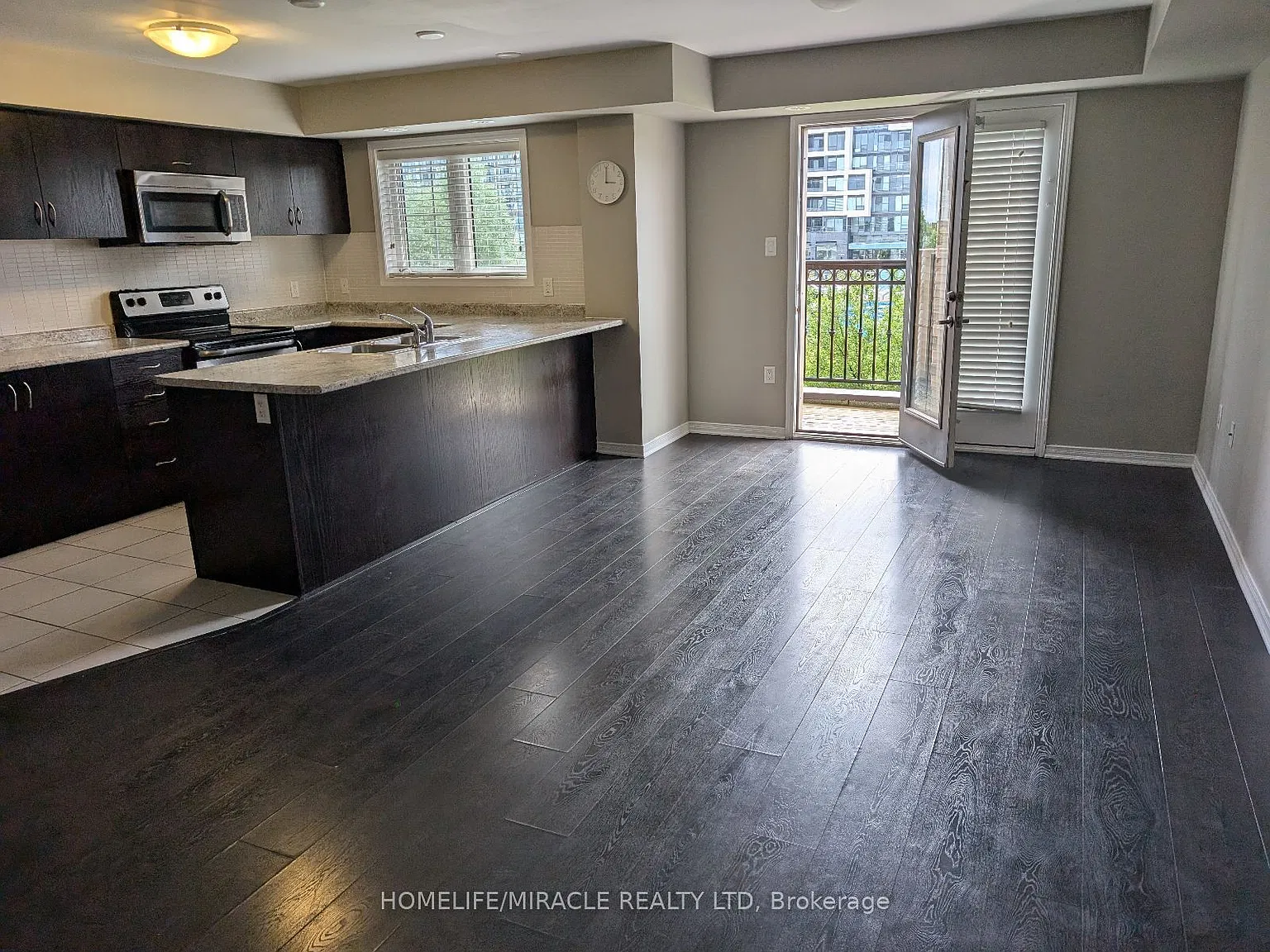 2 bed, $2,700 — Photo 3