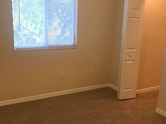 2nd image of 3511 Sonoma Dr