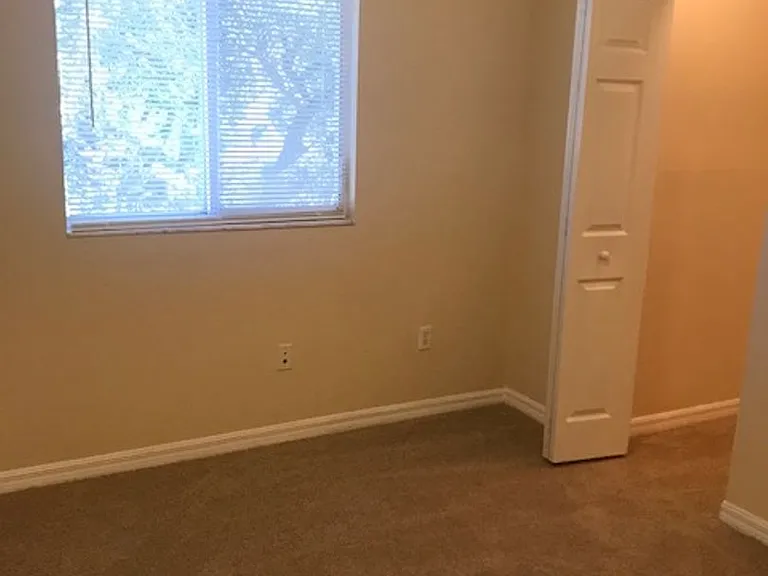 3511 Sonoma Dr — Photo 2