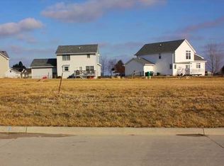 1002 8th St, Dallas Center, IA 50063