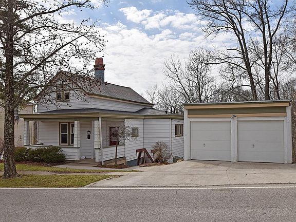 2nd image of 5649 Glenview Ave