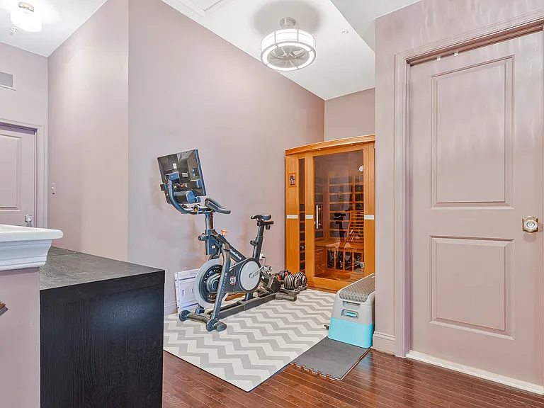 703 Skippers Ln — Photo 31