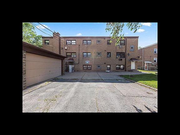 5th image of 6126 S Kolmar Ave #8
