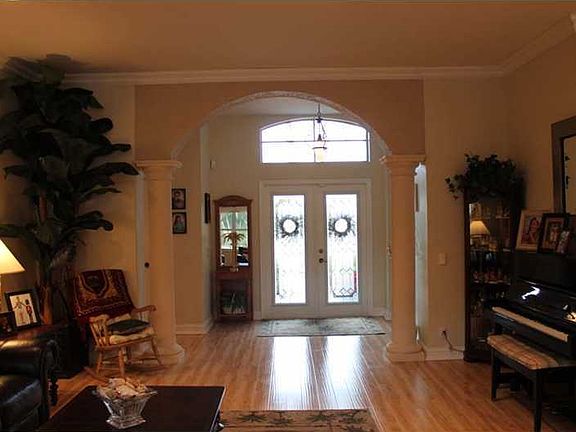 2nd image of 1428 Thrush Ct
