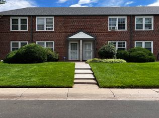 2808 Jasmine St, Denver, CO 80207