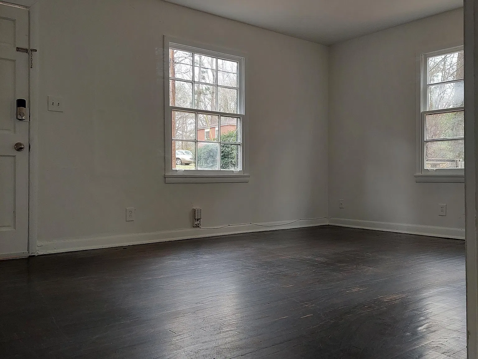 243 Toni Place Southeast - 1 — Photo 4