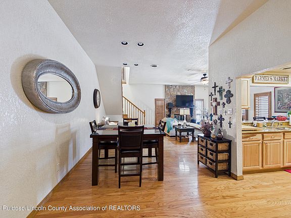 4th image of 205 Racquet Dr #A