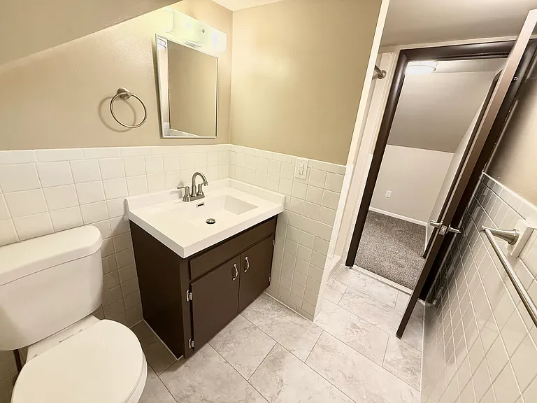 989 Main St #2 — Photo 20